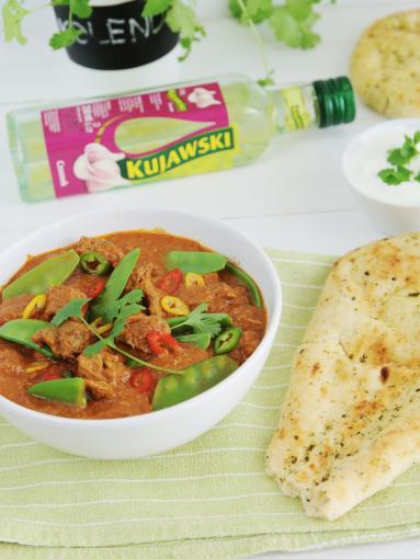 Pikantne curry jagnięce z pomidorami