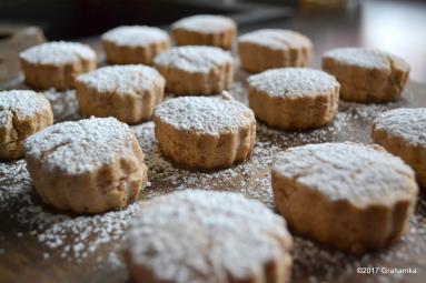 Polvorones del Espíritu Santo - hiszpańskie polworony Ducha Świętego