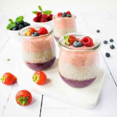 Pudding chia jagodowo-truskawkowy