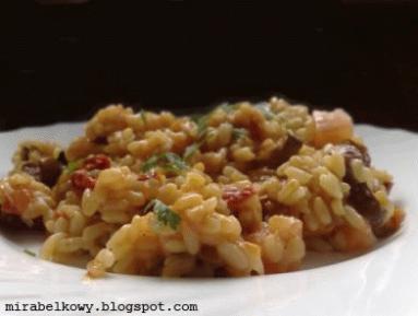 Risotto z grzybami i pomidorami