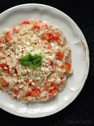 Risotto z mozzarellą i pomidorami