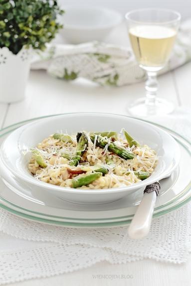 Risotto ze szparagami i borowikami