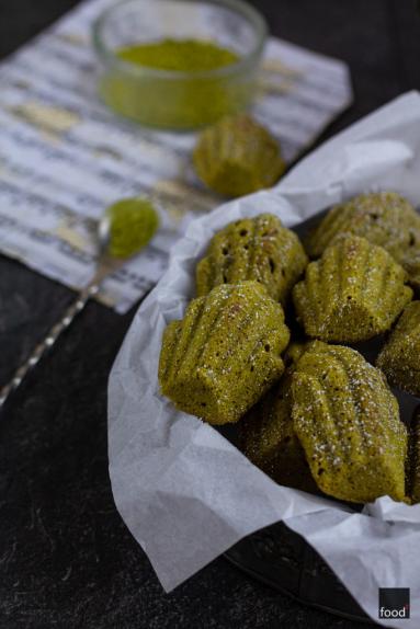 Rozkoszne Magdalenki z zieloną herbatą matcha