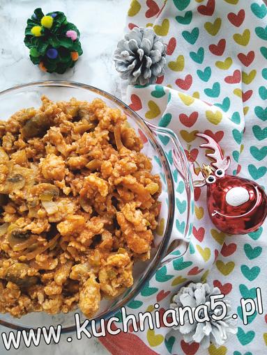 RYBA PANIEROWANA W ZALEWIE POMIDOROWEJ (BREADED FISH IN TOMATO SAUCE)