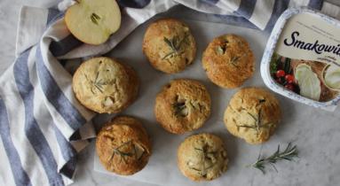 Scones z jabłkiem i rozmarynem