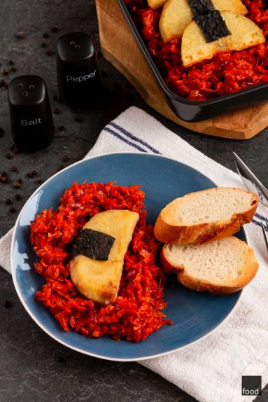 Seleryba po grecku z pastą gochujang