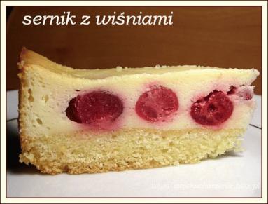 Sernik z wiśniami 