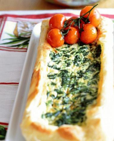 Serowy quiche ze szpinakiem