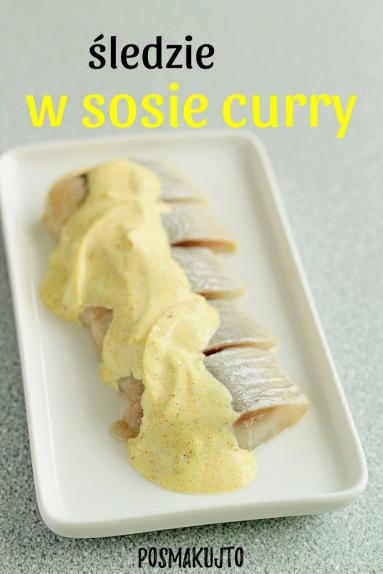 Śledzie w sosie curry