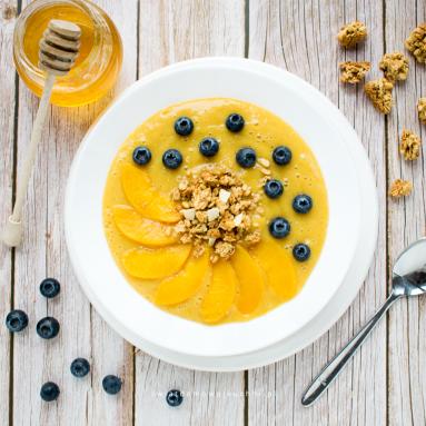 Smoothie bowl - brzoskwinia &amp; banan