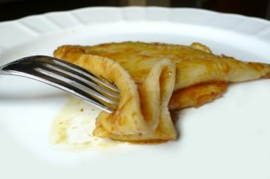 Śniadanie do łóżka #12: Crêpes suzette