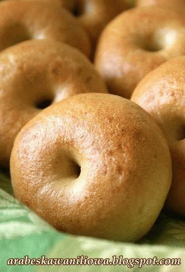 SOURDOUGH BAGELS