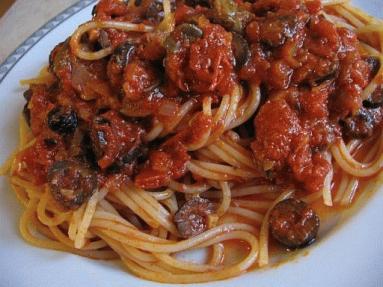 Spaghetti alla putanesca