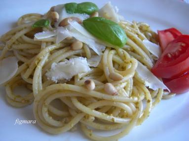 Spaghetti z pesto alla genovese