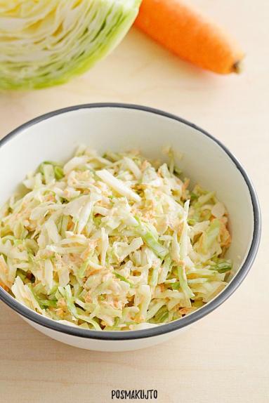 Surówka coleslaw