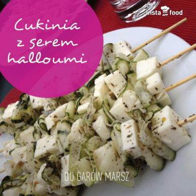 Szaszłyki z cukinią i serem halloumi