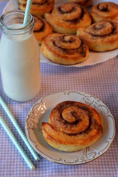 Szwedzkie bułeczki cynamonowe -  kanelbullar