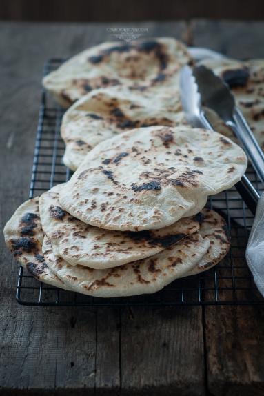 Szybkie naan bez drożdży