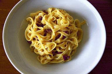 Tagliatelle z sosem  carbonara