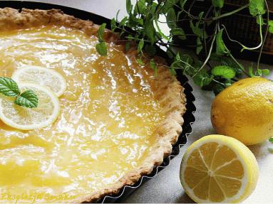 Tarta z kremem lemon  curd 