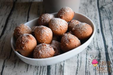 Włoskie mini pączki z ricotty - baci di ricotta