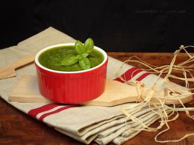 Zielono mi: pesto z natką pietruszki