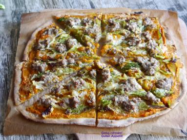 Zimowy Flammkuchen z dynią i mięsem mielonym